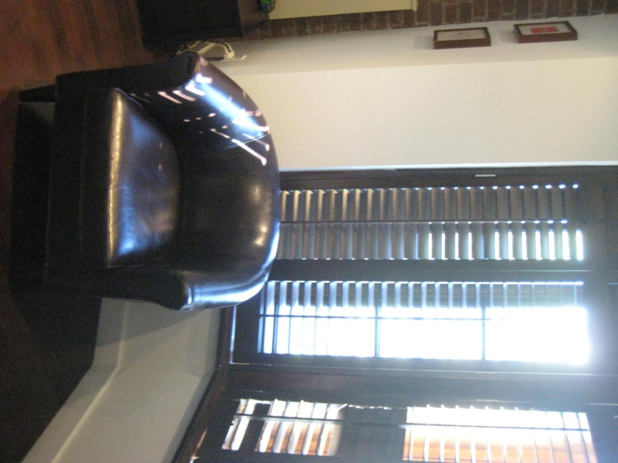 1595 Saint-Denis Hotel มอนทรีอัล ภายนอก รูปภาพ